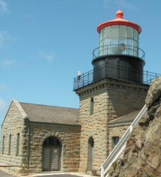 Point Sur Lighthouse - Copyright 2009 Phil - K4PWS