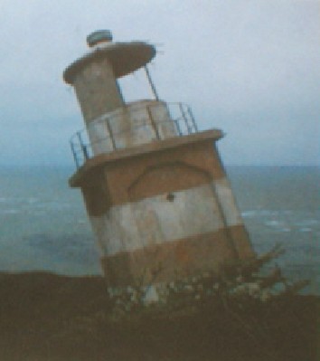 Faro Cabo San Pablo (VIEJO) - Copyright 1989 Matías