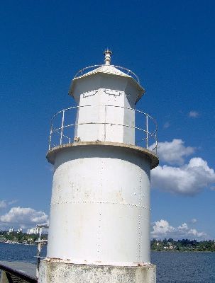 Libertus light, view from the south - Copyright 2009 SM0HPL