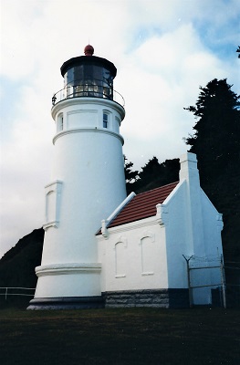 Heceta Head Lighthouse - Copyright 1999 KF4ZLO