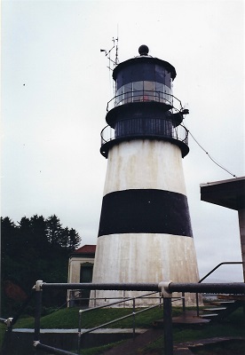 Cape Disappointment Lighthouse - Copyright 1999 KF4ZLO
