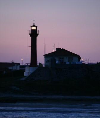 Esposende Lighthouse - Copyright 2008 EB1DH (Robert)