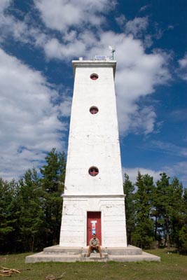 Hiiessaar front range lighthouse - Copyright 2006 Tuderna