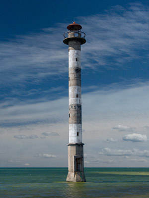Kiipsaar daymark - Copyright 2009 Tuderna