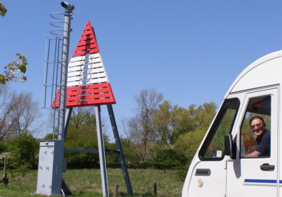 DEN140 - Copyright 2009 I2AE