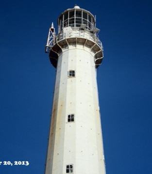 langkuas LH, Sept 20, 2013 - Copyright 2014 YE4IJ