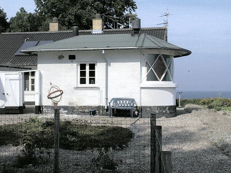 DEN137 - Copyright 2009 